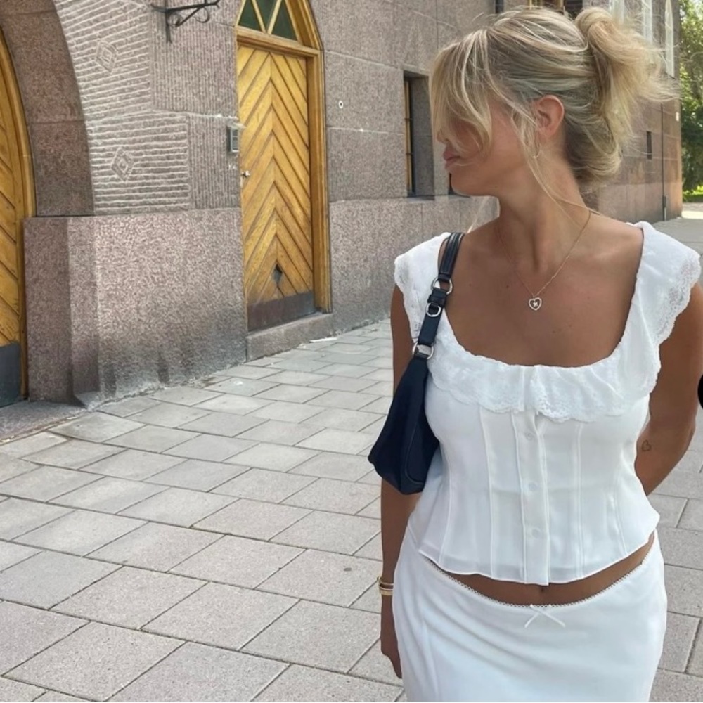 Paloma Lace top 🕊️